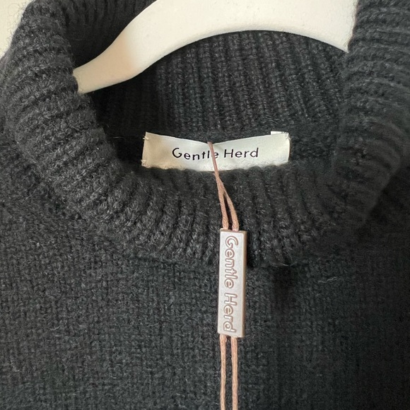 Gentle Herd NEW Wool/Yak Wool Cowl Neck Sweater- Black - Picture 2 of 3